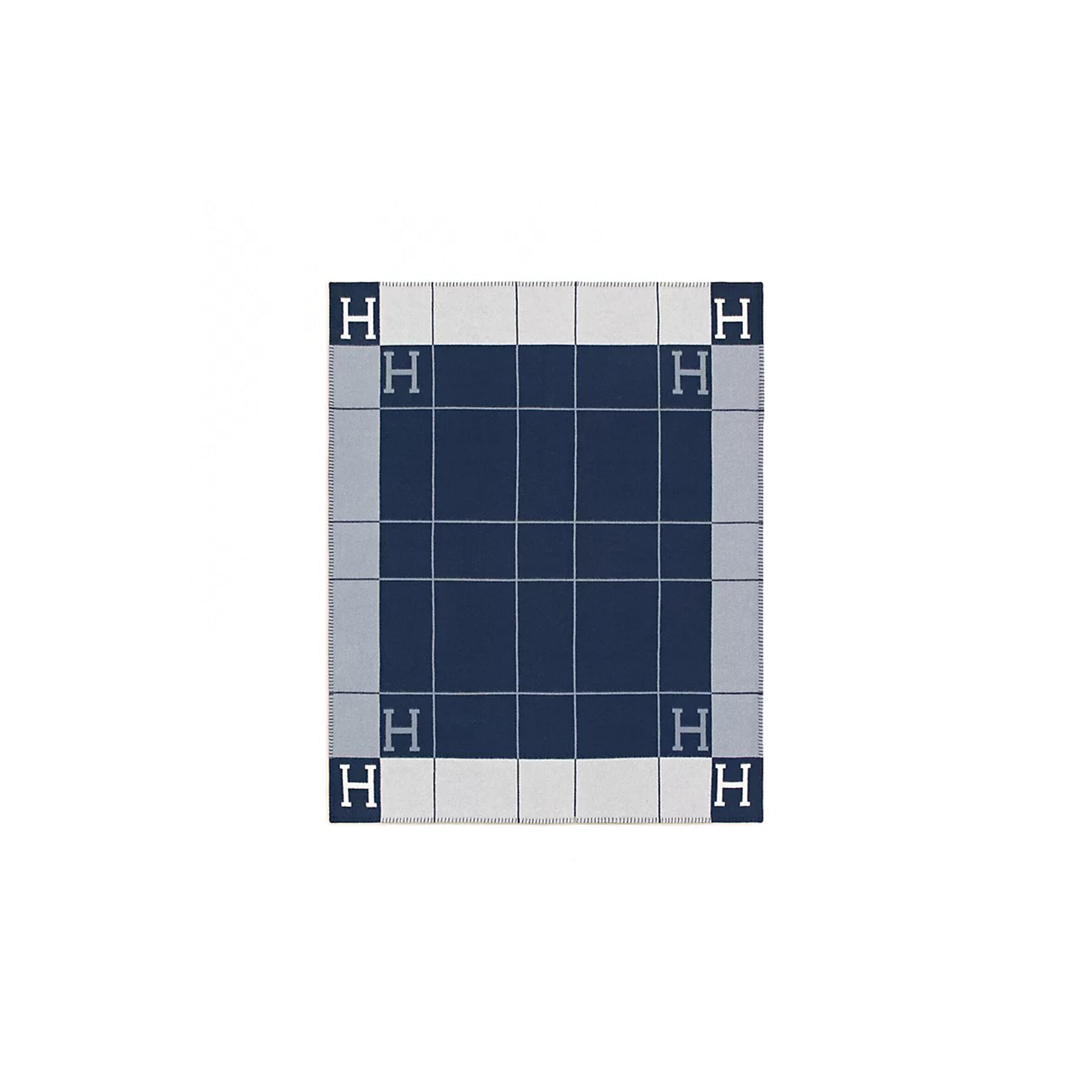 HERMÈS AVALON III THROW BLANKET H102665MV60 (170*135cm)